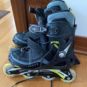 Men’s adjustable Bladerunner Rollerblades